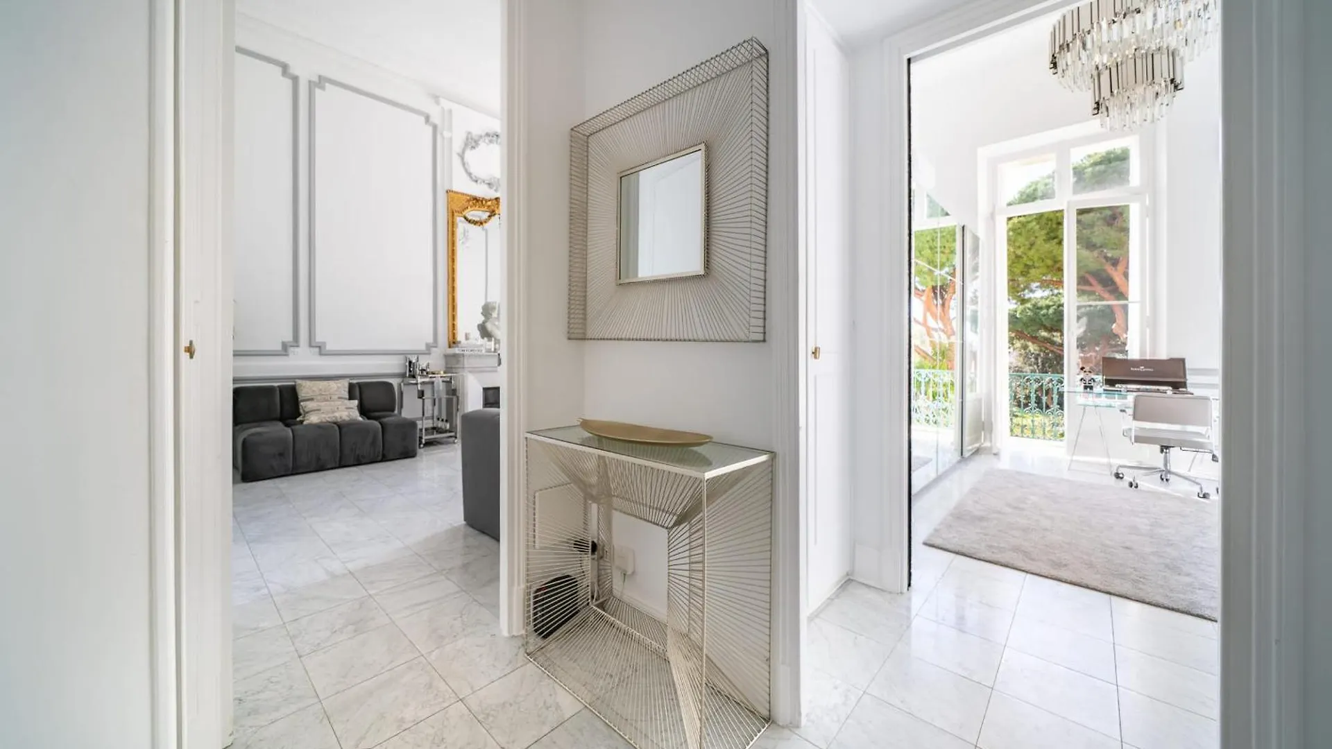 Prestige Cannes Alexandre III Terrace 2Bdr By B'Your Home 0*,  Γαλλία